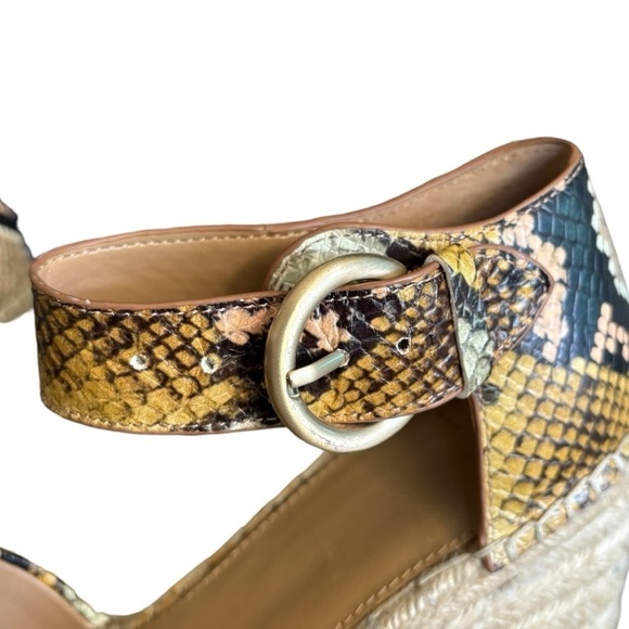 Marc Fisher MLALIDAS Leather Sandals Size 8.5 Open Toe Wedge with Ankle Strap - Picture 7 of 14